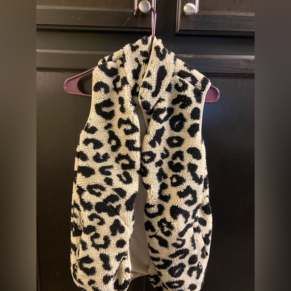 Size small Sherpa vest